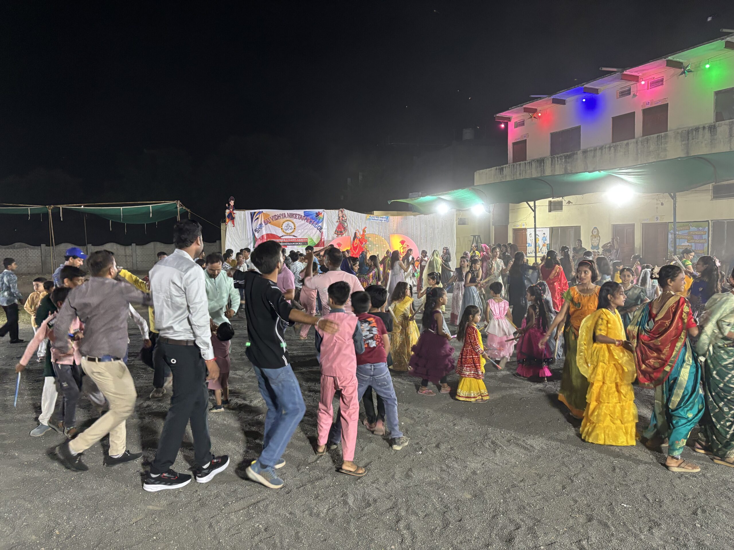 गरबा नाइट – महारास 2025